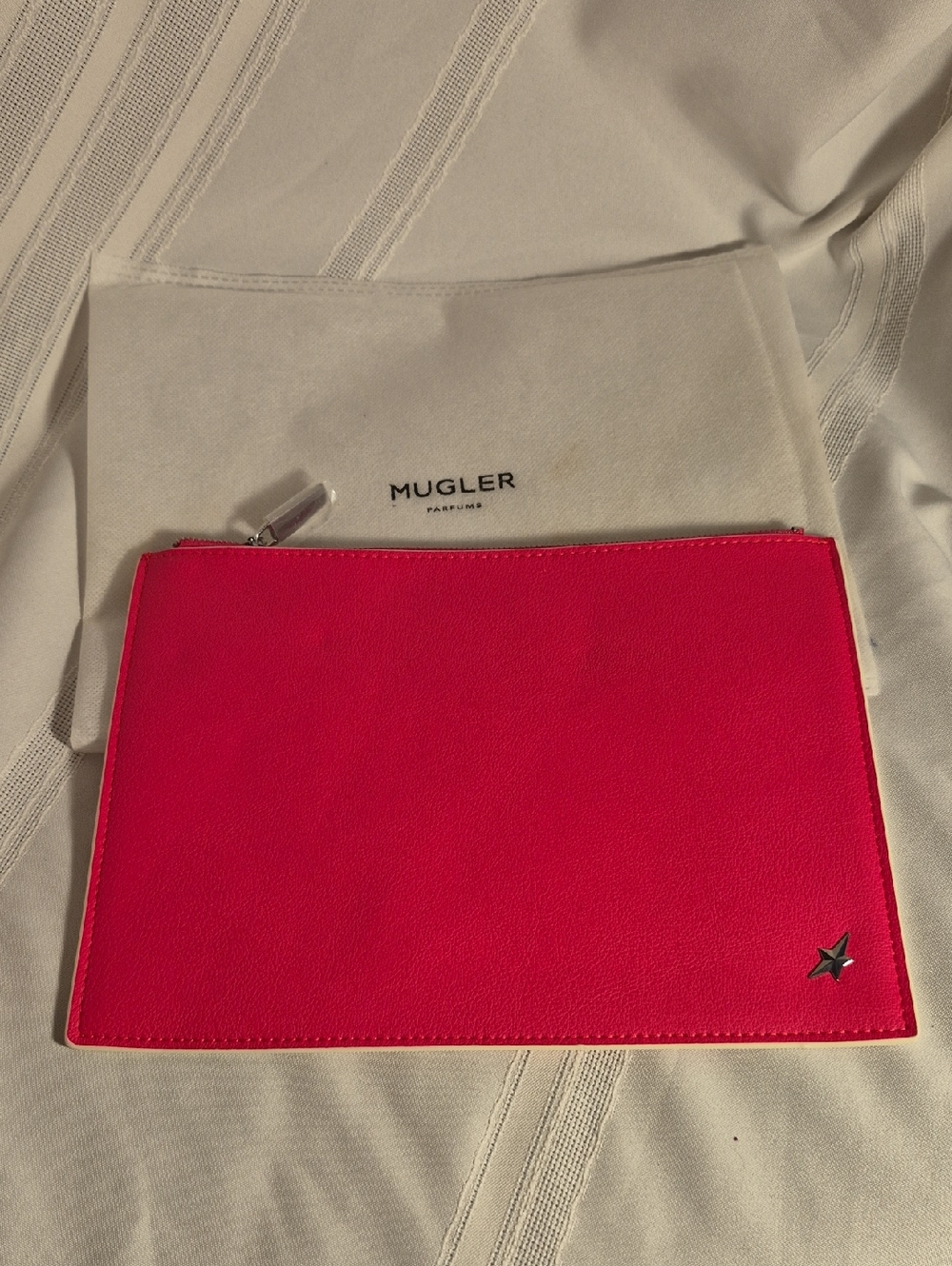 NWOT Mugler Hot Pink Star Zip Pouch